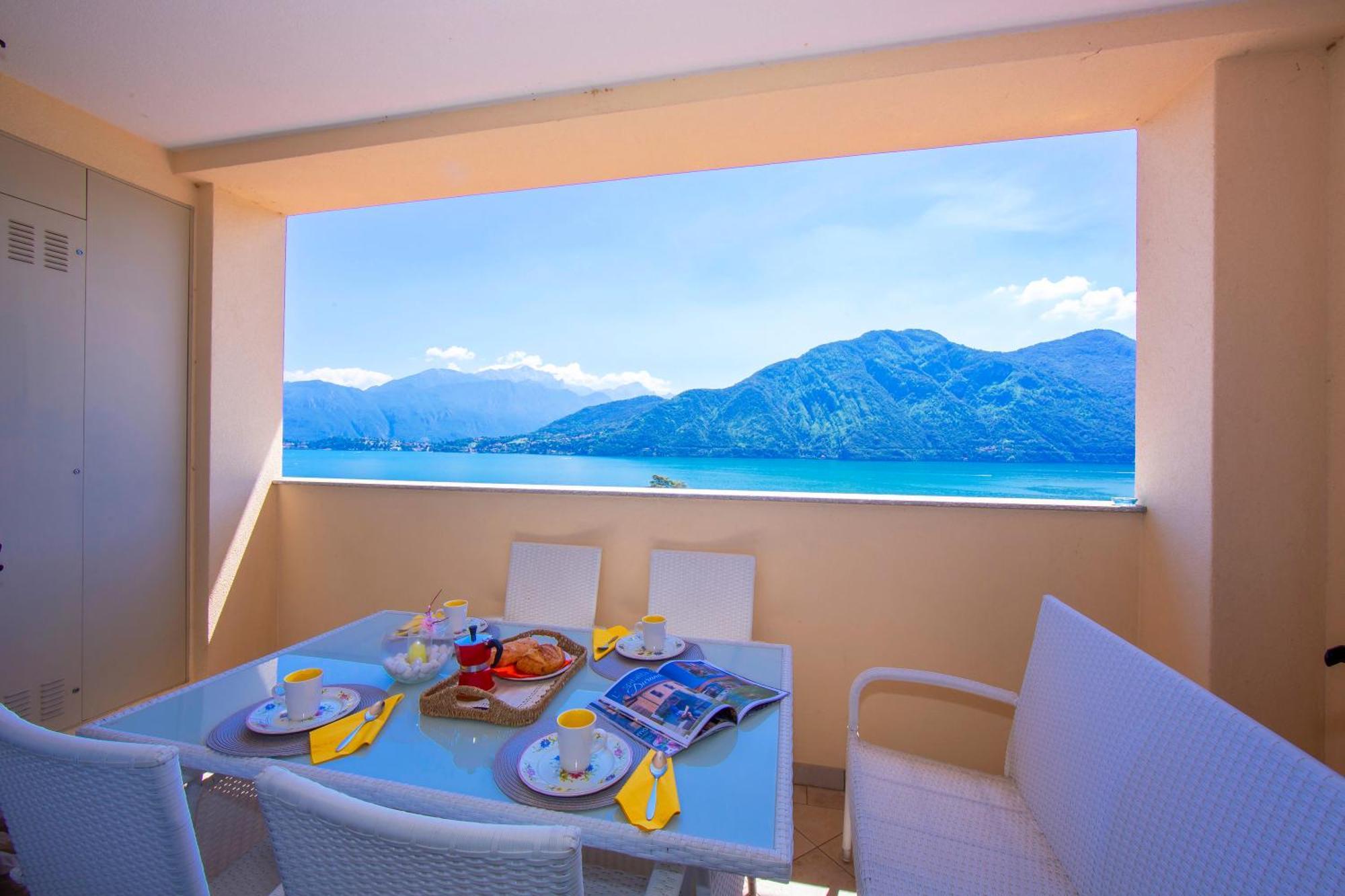 Como Lake Modern Apartament Ulivi Lejlighed Mezzegra Eksteriør billede