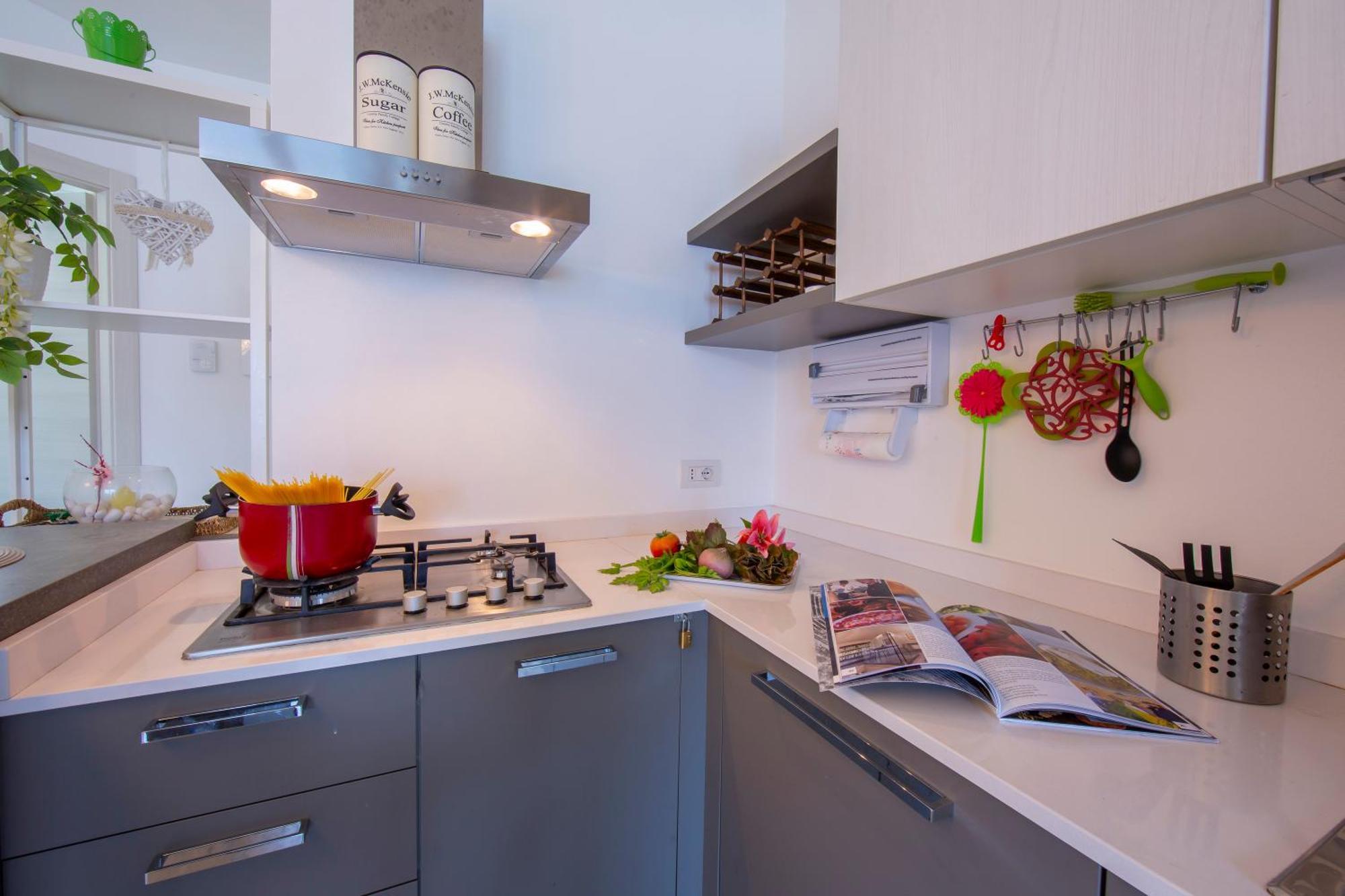 Como Lake Modern Apartament Ulivi Lejlighed Mezzegra Eksteriør billede