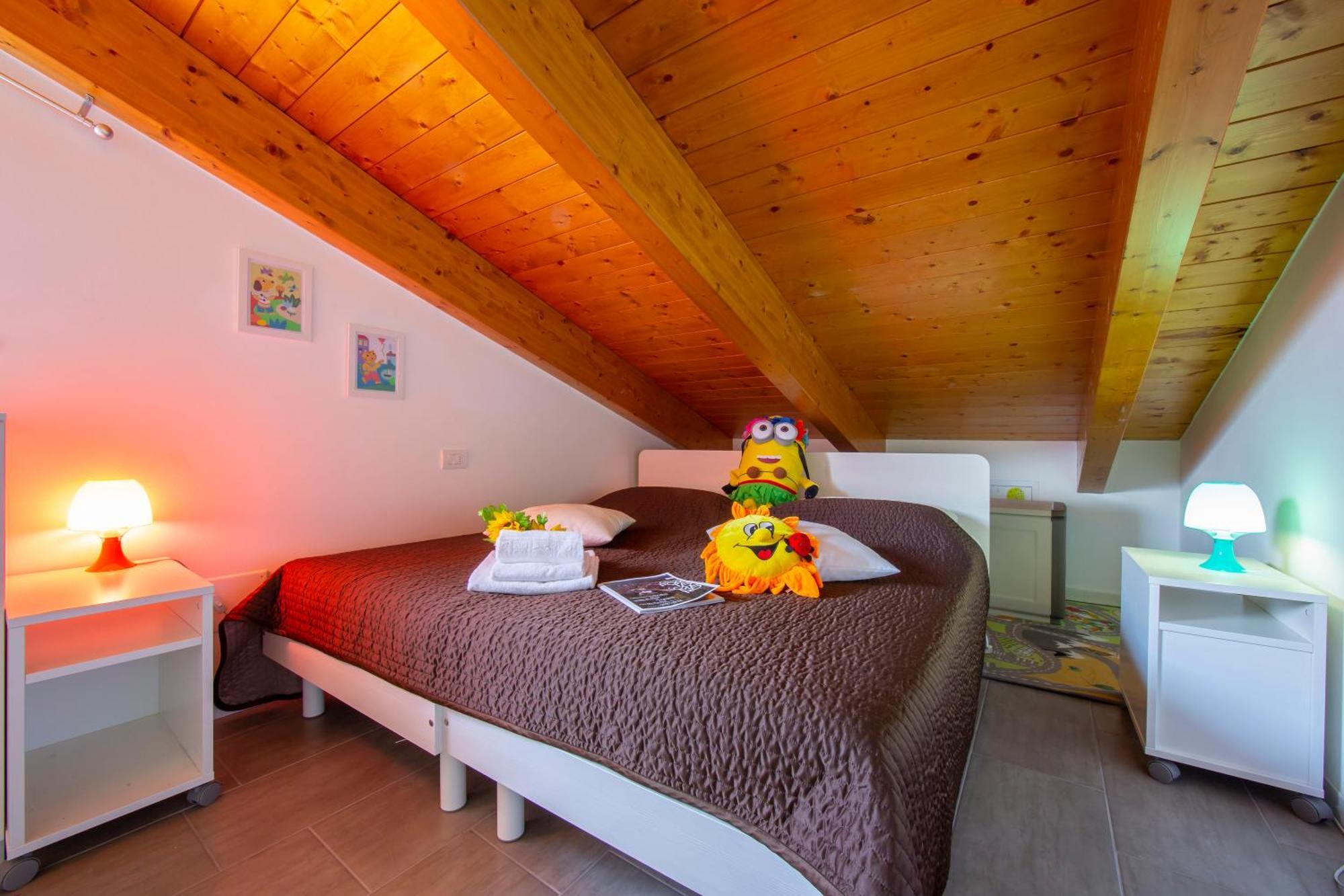 Como Lake Modern Apartament Ulivi Lejlighed Mezzegra Eksteriør billede