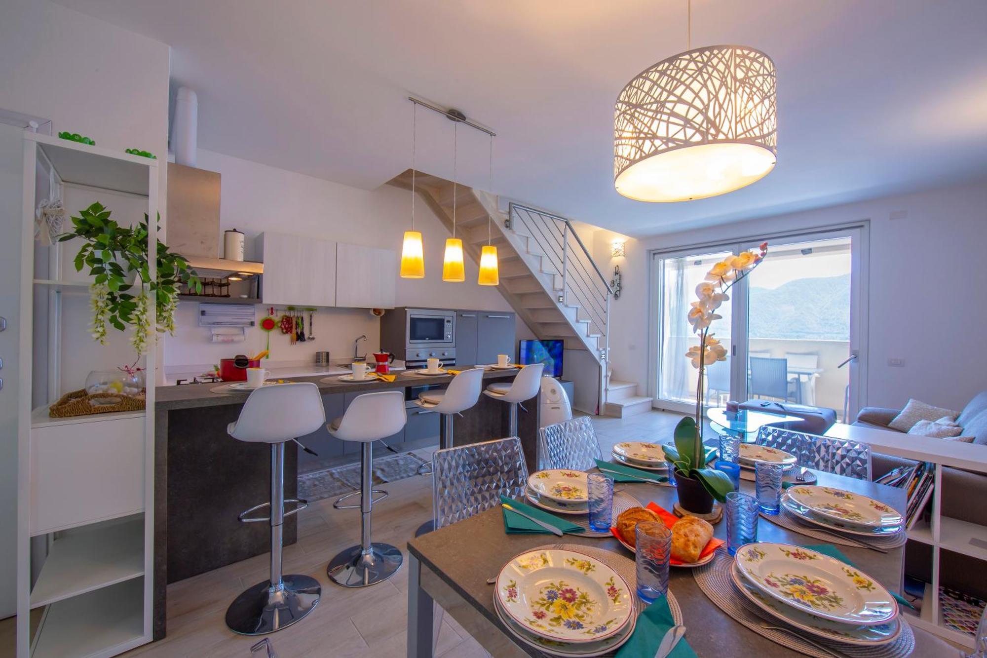 Como Lake Modern Apartament Ulivi Lejlighed Mezzegra Eksteriør billede